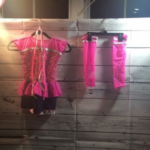 Girl’s Hip Hop Dance Costume!